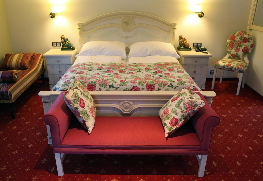 Boutique Hotel Pri Mlyne Lozorno Quarto foto