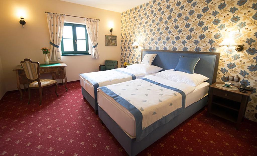 Boutique Hotel Pri Mlyne Lozorno Quarto foto